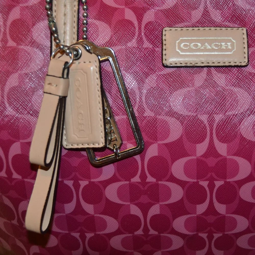 AUTH COACH SIGNATURE SUMMER PINK 25673 PARK METRO COATED LG SHOPPER TOTE PURSE